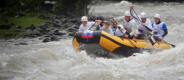 Российская команда на Чемпионате Европы по рафтингу в Боржомском ущелье - Sputnik Грузия