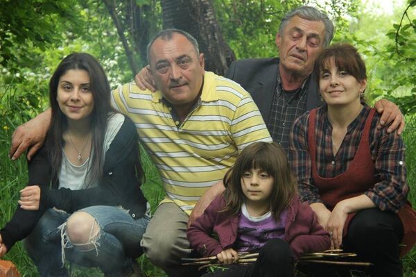 ეკა გრძელიძე ოჯახთან ერთად - Sputnik საქართველო