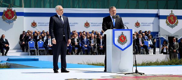 Глава МВД Грузии Георгий Мгебришвили и премьер Грузии Георгий Квирикашвили на праздновании Дня полиции Глава МВД Грузии Георгий Мгебришвили и премьер Грузии Георгий Квирикашвили на праздновании Дня полиции - Sputnik Грузия