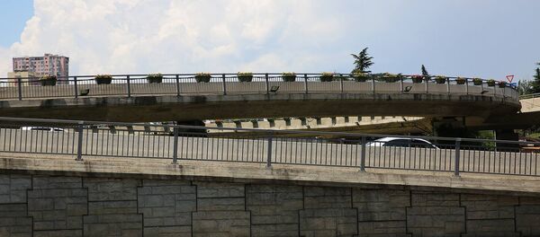 Автомобильные эстакады на площади Героев - Sputnik Грузия