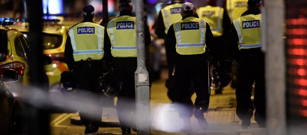 Полицейские на месте террористического нападения на Лондонском мосту - Sputnik Грузия