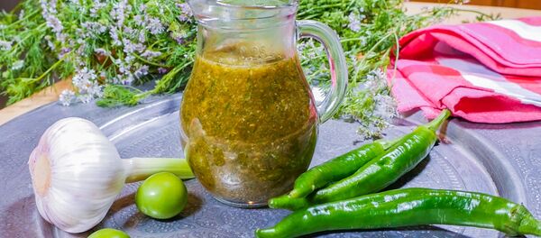 მწვანე ტყემლის საწებელი ნათია მონტგომერისაგან მწვანე ტყემლის საწებელი ნათია მონტგომერისაგან - Sputnik საქართველო