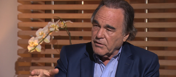 Оливер Стоун о своем интервью с Путиным - Sputnik Грузия