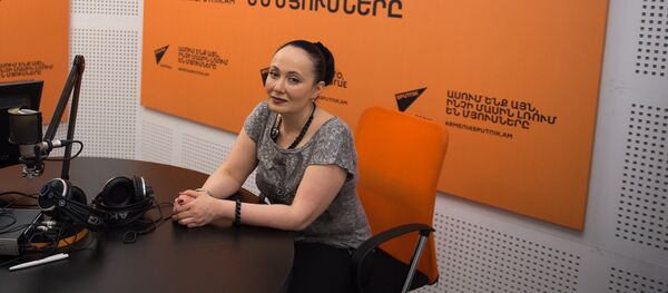 Асмик Абовян в гостях у радио Sputnik Армения - Sputnik Грузия