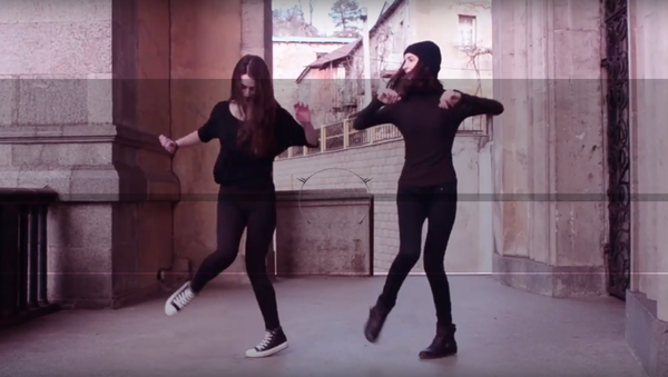 Танец Shuffle в исполнении девочек из Чиатуры - Sputnik Грузия