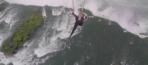 Акробатка над Ниагарским водопадом - Sputnik Грузия