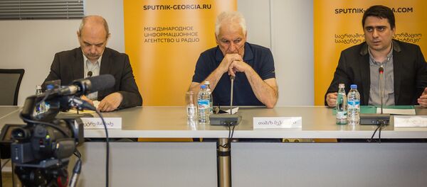 Круглый стол Перспективы грузино-российских отношений - Sputnik Грузия