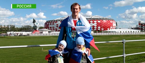 Фанаты из разных стран поделились впечатлениями о России - Sputnik Грузия