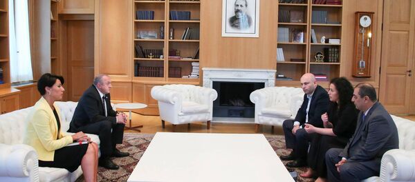 გიორგი მარგველაშვილის შეხვედრა ლეილა მუხთარლისთან - Sputnik საქართველო