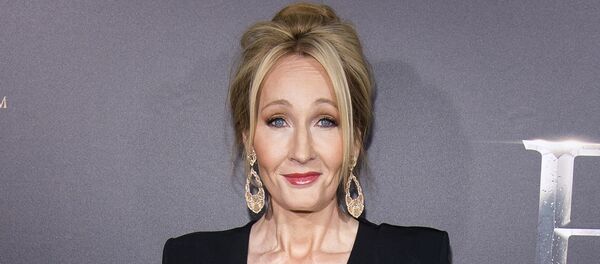 Дж. К. Роулинг на мировой премьере «Фантастические твари и где они обитают» в Нью-Йорке - Sputnik Грузия