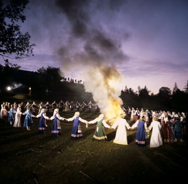 Иван Купала 2019: история, традиции, обычаи и приметы праздника - Sputnik Грузия