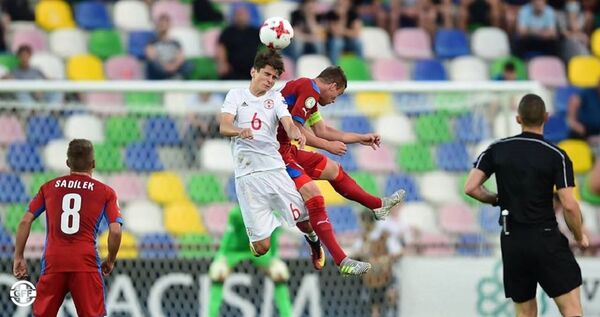 Сборная Грузии по футболу U-19 против сборной Чехии - Sputnik Грузия