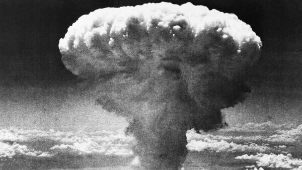 Ядерный гриб над Нагасаки, Лейтенант Чарльз Леви, 1945 - Sputnik Грузия