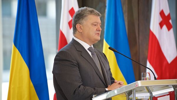 Президент Украины Петр Порошенко на пресс-конференции в столице Грузии - Sputnik Грузия