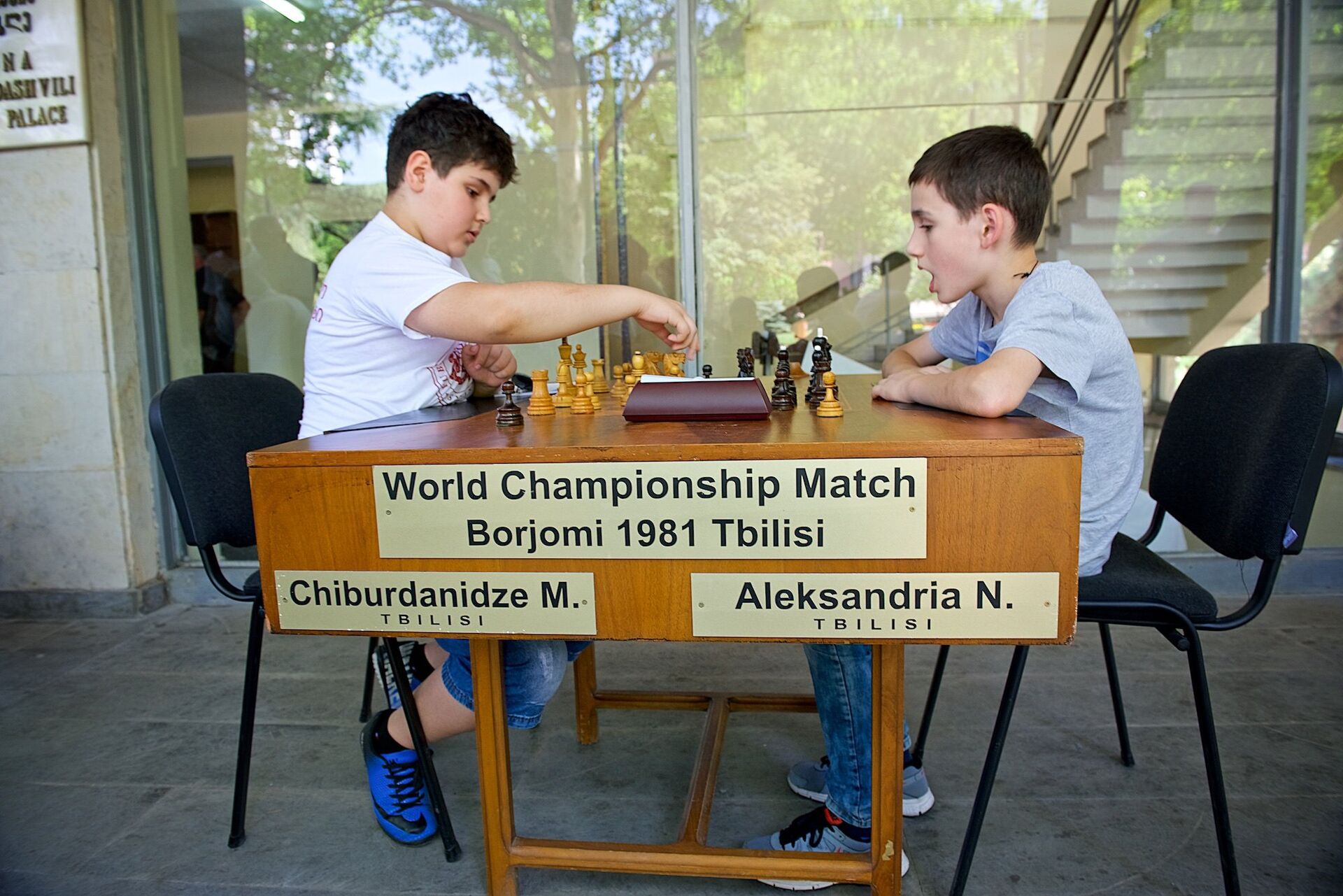 Дети играют в шахматы - Sputnik Грузия, 1920, 19.05.2022