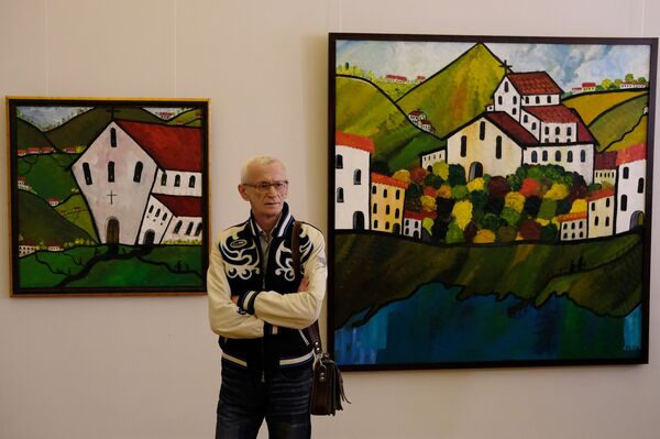 Выставка Радуга видения грузинского художника Важи Окиташвили  - Sputnik Грузия