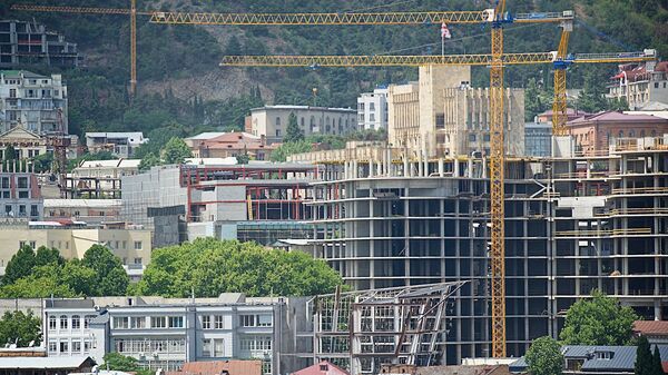 Строительство здания в рамках проекта Панорама Тбилиси - Sputnik Грузия