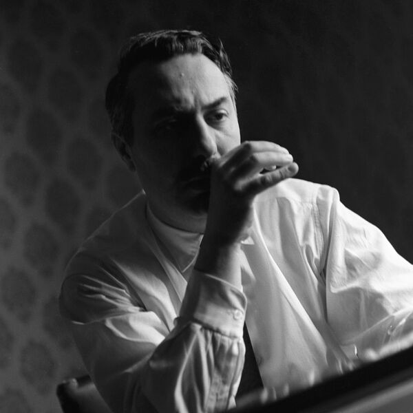 კომპოზიტორი და დირიჟორი ოთარ თაქთაქიშვილი კომპოზიტორი და დირიჟორი ოთარ თაქთაქიშვილი - Sputnik საქართველო