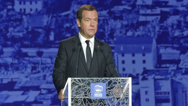 Председатель правительства РФ Дмитрий Медведев - Sputnik Грузия