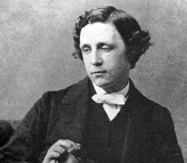 Льюис Кэрролл, снимок датируется 1863 годом - Sputnik Грузия