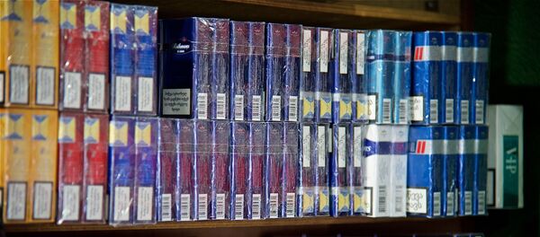 სიგარეტის კოლოფები დახლზე - Sputnik საქართველო