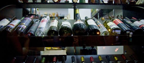 ქართული ღვინო მაღაზიის დახლზე - Sputnik საქართველო