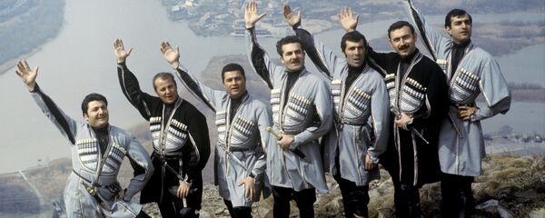 ანსამბლ „სალხინოს“ წევრები ანსამბლ „სალხინოს“ წევრები - Sputnik საქართველო