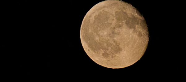 Вид на спутник Земли - Луну - Sputnik Грузия