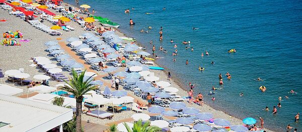 Вид на черноморский пляж в Батуми - Sputnik Грузия