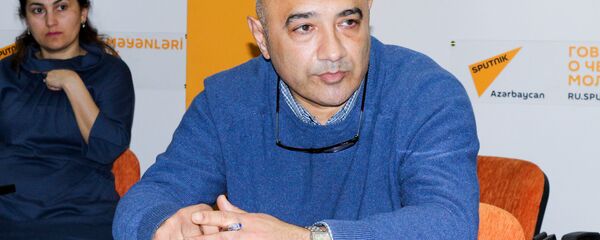 Политолог Тофик Аббасов - Sputnik Грузия