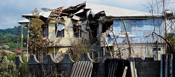 Разрушенный в результате взрыва на газозаправочной станции жилой дом - Sputnik Грузия