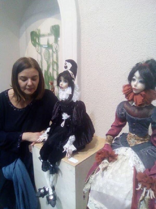 ელენა ინჯია და მისი ნამუშევრები ელენა ინჯია და მისი ნამუშევრები - Sputnik საქართველო