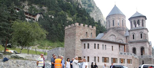 Мужской монастырский комплекс Святых Архангелов Михаила и Гаврила - Sputnik Грузия
