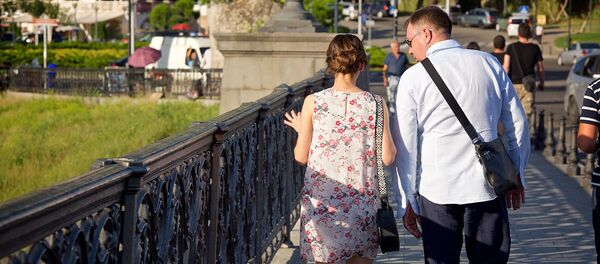 ტურისტები სეირნობენ თბილისის ცენტრში ტურისტები სეირნობენ თბილისის ცენტრში - Sputnik საქართველო