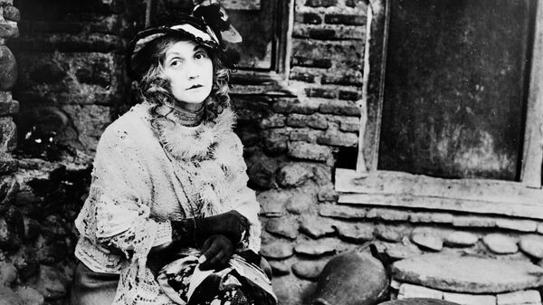 Кадр из кинофильма Древо желаний. Фуфала - актриса Софико Чиаурели - Sputnik Грузия