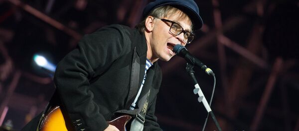 ჯგუფ Mumiy Troll-ის ლიდერი ილია ლაგუტენკო ჯგუფ Mumiy Troll-ის ლიდერი ილია ლაგუტენკო - Sputnik საქართველო