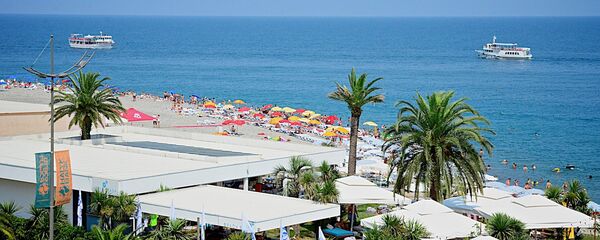 Вид на черноморский пляж и акваторию Батуми - Sputnik Грузия