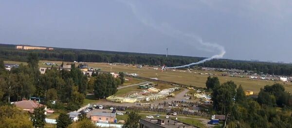 Крушение самолета в Подмосковье очевидец снял на видео - Sputnik Грузия