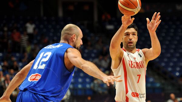 Заза Пачулия в ходе матча между сборными Грузии и Италии по баскетболу - Sputnik Грузия
