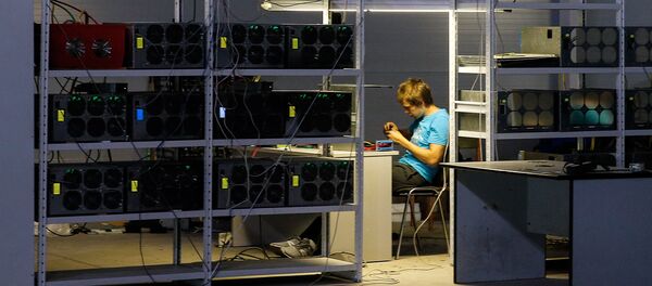 Добыча криптовалюты: почему нужен администратор - Sputnik Грузия