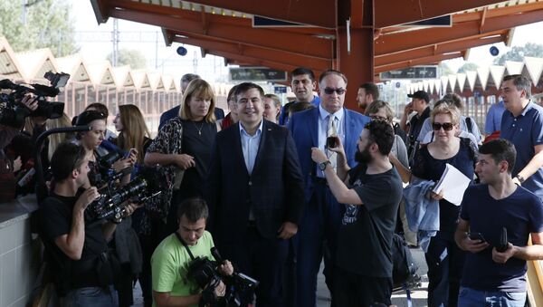 Михаил Саакашвили на железнодорожной станции Перемышль - Sputnik Грузия