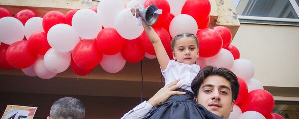 Начало учебного года в тбилисской 98-й общеобразовательной школе - Sputnik Грузия