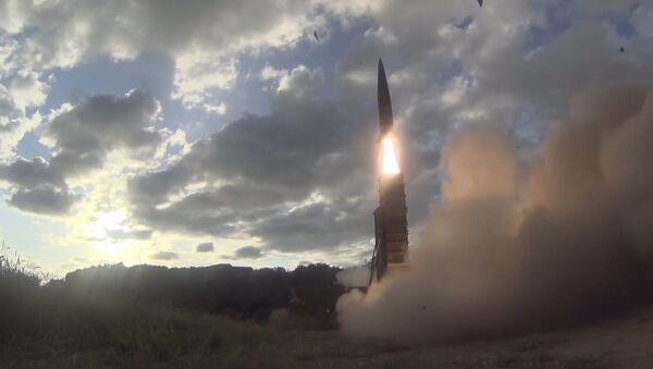 Кадры пуска ракет Хенму-2 в ответ на ракетные испытания КНДР - Sputnik Грузия