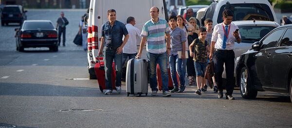 Туристы в столице Грузии - Sputnik Грузия