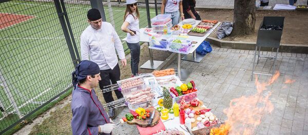 Фестиваль шашлыков в Саирме - Sputnik Грузия