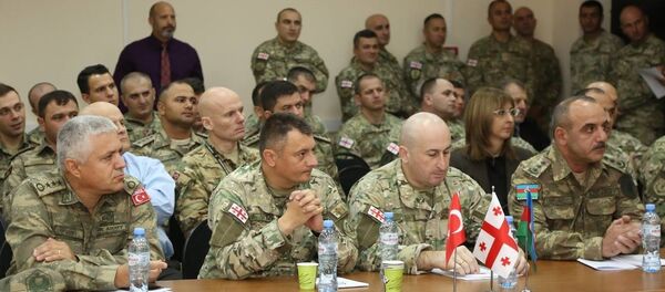 Военнослужащие Турции, Азербайджана и Грузии Военнослужащие Турции, Азербайджана и Грузии - Sputnik Грузия