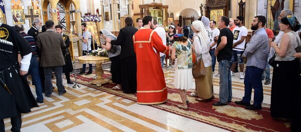 Верующие в Тбилиси смогли поклониться мощам царицы Кетеван - Sputnik Грузия