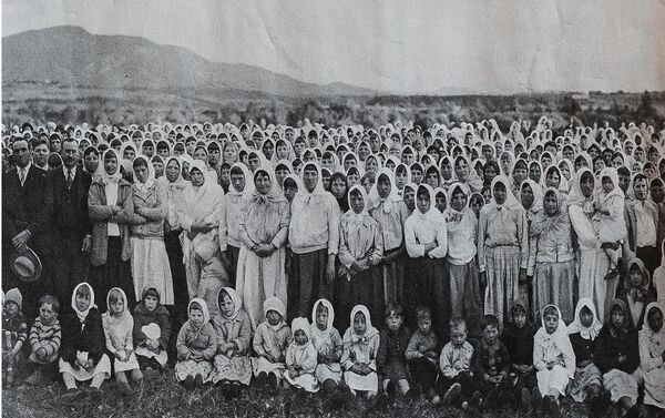 Часть панорамного снимка 1928 года: переселенцы в Канаду - Sputnik Грузия