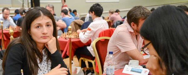 ქართველი მოჭადრაკე ნინო ბაციაშვილი და ხოუ იფანი ჩინეთიდან ქართველი მოჭადრაკე ნინო ბაციაშვილი და ხოუ იფანი ჩინეთიდან - Sputnik საქართველო