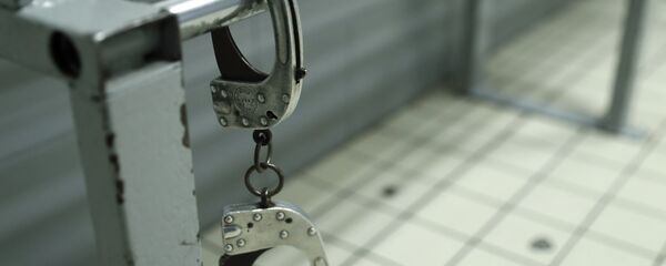 Наручники в отделении полиции - Sputnik Грузия